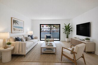 3582 NE 171 St in Sunny Isles Beach, FL - Building Photo - Building Photo