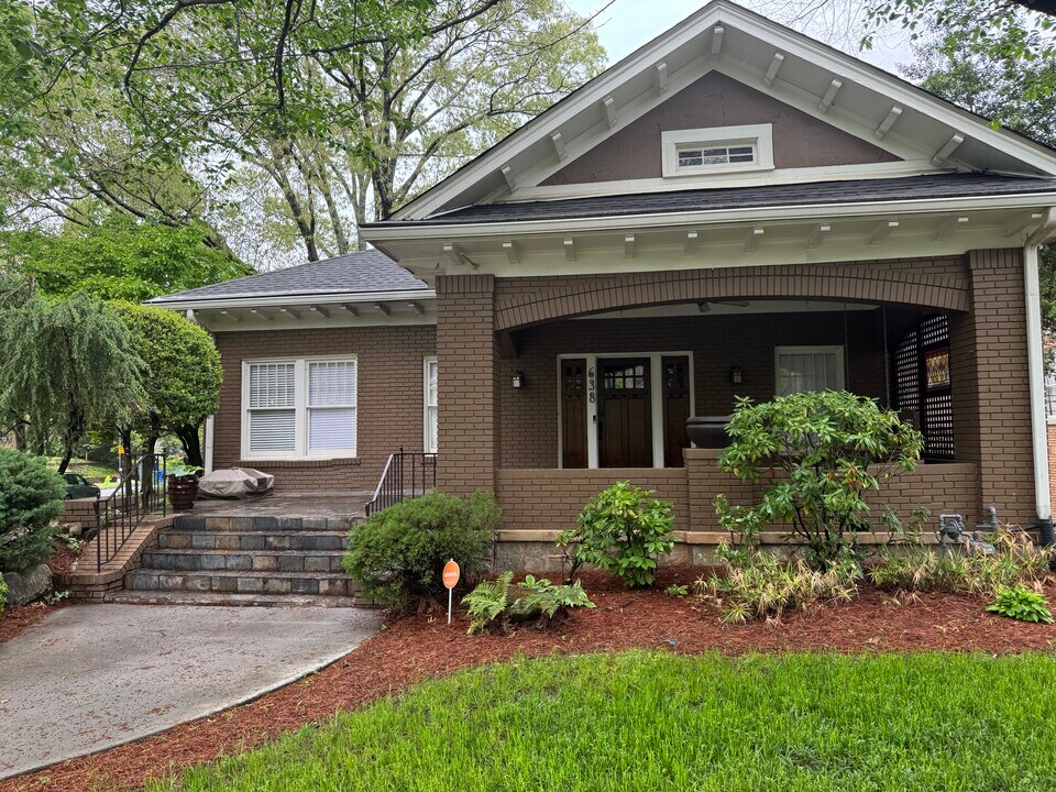 638 Park Dr NE in Atlanta, GA - Building Photo