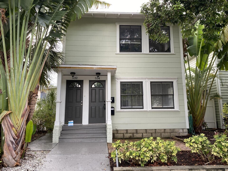 534 11th Ave N in St. Petersburg, FL - Building Photo