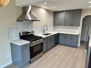 1478 Kimball Ave-Unit -A in Seaside, CA - Foto de edificio - Building Photo