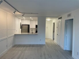2160 SW 16th Ave in Miami, FL - Building Photo