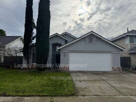 8450 Casablanca Way in Sacramento, CA - Building Photo
