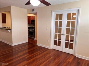 2031 Dixie Belle Dr in Orlando, FL - Building Photo - Building Photo