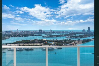 1040 Biscayne Blvd, Unit 3602 in Miami, FL - Building Photo - Building Photo