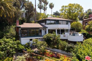 1975 Micheltorena St in Los Angeles, CA - Building Photo