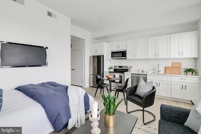 property at 2201 Washington Ave
