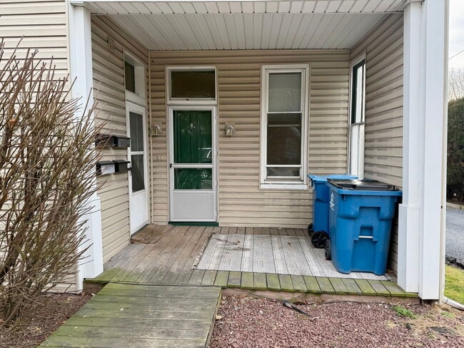 property at 154 E Main St