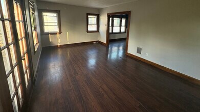135 Hartwell Rd, Unit Upper in Buffalo, NY - Building Photo - Building Photo