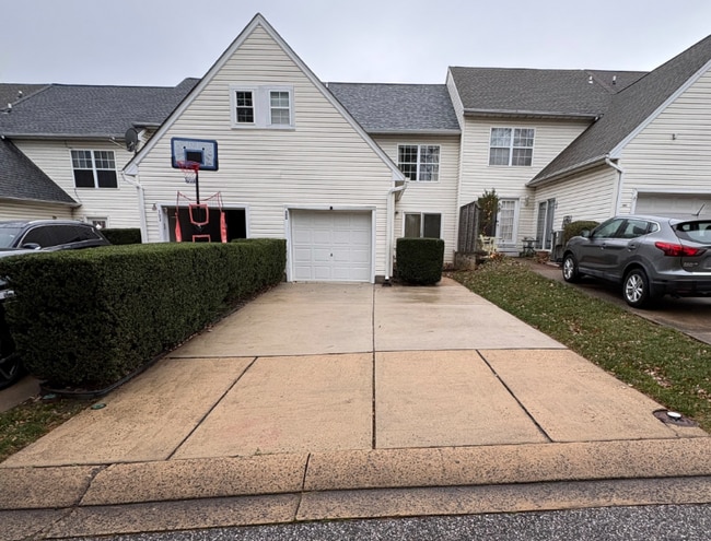 305 Mt Royal Ave in Aberdeen, MD - Foto de edificio - Building Photo