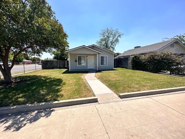 property at 4190 E McKenzie Ave