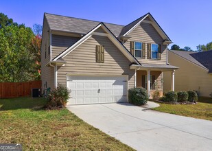 6522 St Mark Way in Fairburn, GA - Foto de edificio - Building Photo