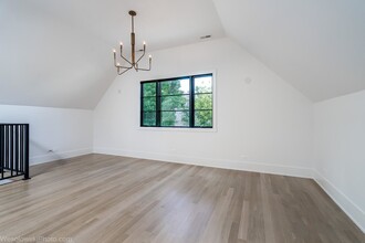 2041 W Cuyler Ave in Chicago, IL - Building Photo - Building Photo