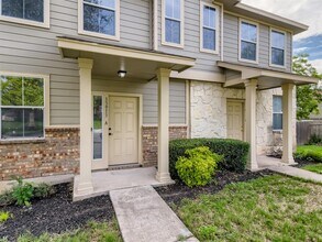 13913 Harris Ridge Blvd in Pflugerville, TX - Building Photo - Building Photo