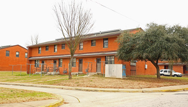 2053 Old Savannah Rd in Augusta, GA - Building Photo - Building Photo