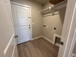 2010 135th St in Lubbock, TX - Building Photo - Building Photo