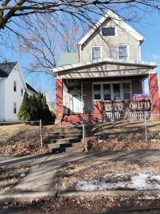 property at 1831 N 28th St