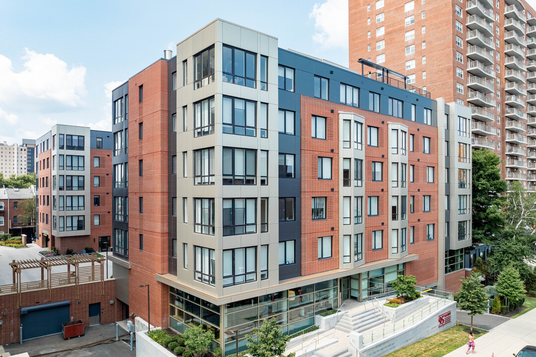 95 Saint in Boston, MA - Building Photo