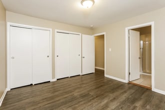 1463 Deerfield Rd in Deerfield, IL - Building Photo - Building Photo