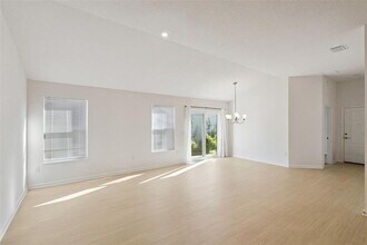 7548 Kuenher Ct in the Villages, FL - Building Photo - Building Photo