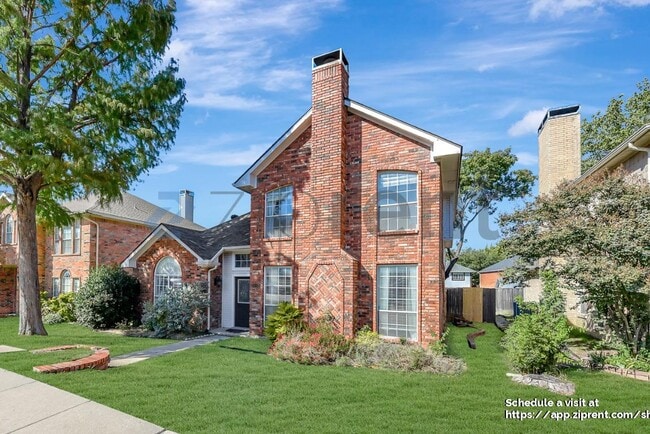 2111 Daniel Way in Carrollton, TX - Foto de edificio - Building Photo