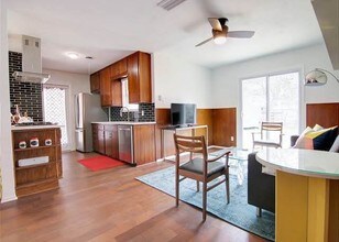 1818 Dywer Ave in Austin, TX - Building Photo - Building Photo