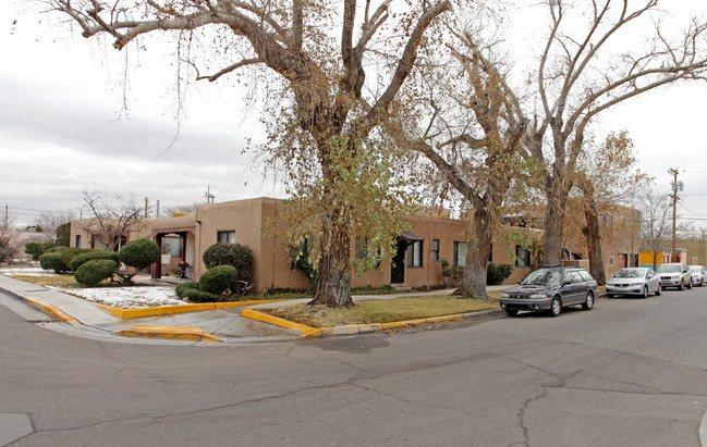 920 Lead Ave SW in Albuquerque, NM - Building Photo - Building Photo