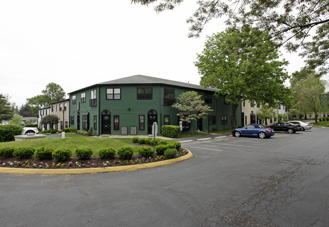 Will-O-Hill Apartments in Reading, PA - Foto de edificio - Building Photo