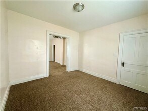 34 Hayden St in Buffalo, NY - Building Photo - Building Photo