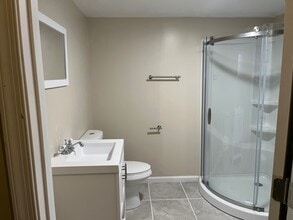 26 McDonald Rd in Hampton, VA - Building Photo - Building Photo