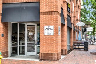 Metro On Granby Apartments in Norfolk, VA - Building Photo - Building Photo