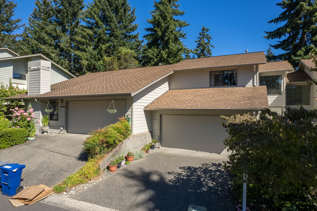 Spiritridge Townhomes in Bellevue, WA - Building Photo