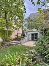 1905 South Hawksmoore Drive in Bloomington, IN - Foto de edificio - Building Photo
