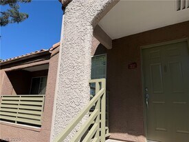 7701 Tackle Dr in Las Vegas, NV - Building Photo