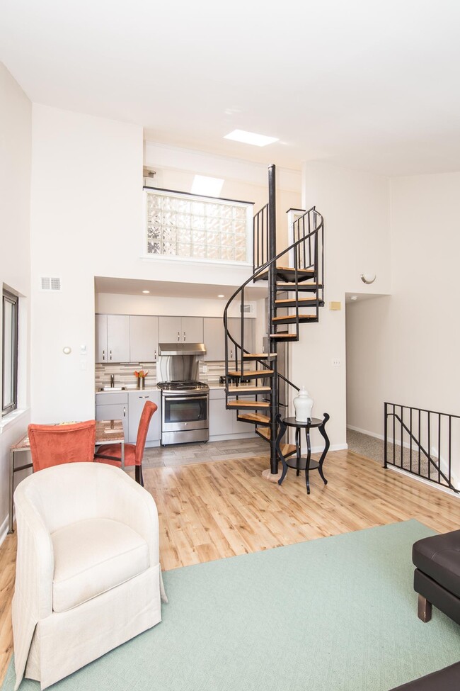 821 N Taney St, Unit B in Philadelphia, PA - Building Photo - Building Photo