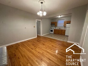 6343 N Claremont Ave in Chicago, IL - Building Photo - Building Photo