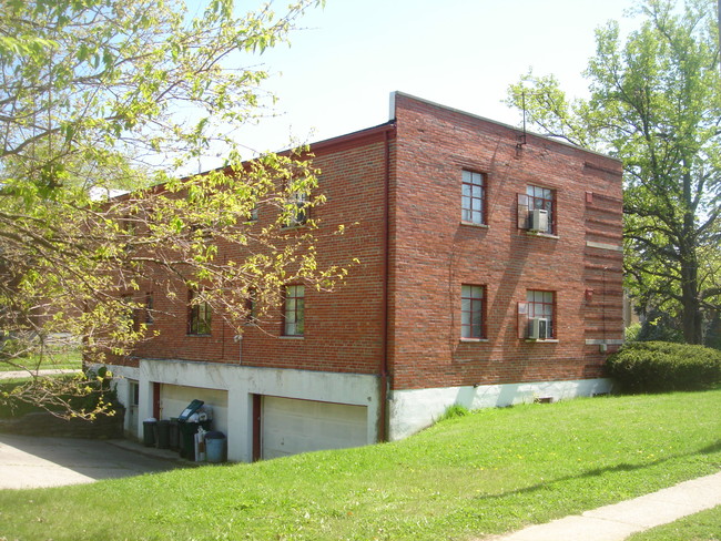 3130 Werk Rd in Cincinnati, OH - Building Photo - Building Photo