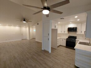 409 Silverado Trail in Imperial, CA - Building Photo - Building Photo