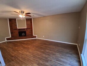 553 Hanover Dr in Allen, TX - Foto de edificio - Building Photo