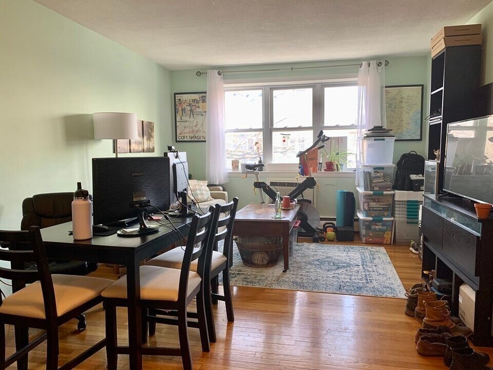 49 South St in Boston, MA - Building Photo