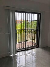 777 SW 9th Ave in Miami, FL - Building Photo - Building Photo