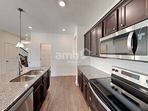 5909 Hampton Creek Rd in Jacksonville, FL - Building Photo - Building Photo