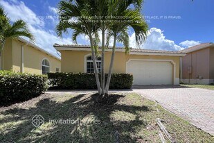 9118 SW 161st Terrace in Palmetto Bay, FL - Building Photo