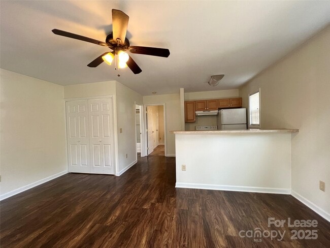127 Fifth St in Huntersville, NC - Building Photo - Building Photo