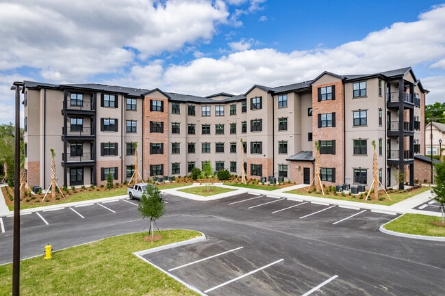 Lamplighter Legacy in Ocala, FL - Foto de edificio - Building Photo