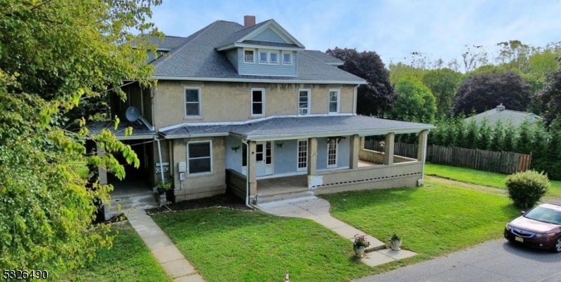 709 Beacon St-Unit -B in Greenwich Township, NJ - Building Photo