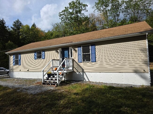 200 Couchtown Rd