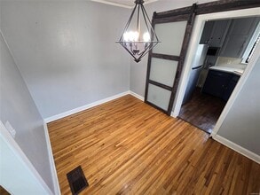 110 Oak Forest Dr in Montgomery, AL - Foto de edificio - Building Photo