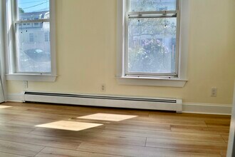 93 Sherman Ave in Nahant, MA - Building Photo - Building Photo