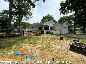 802 Teakwood Dr in Severna Park, MD - Building Photo - Building Photo