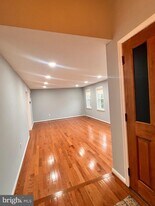 1509 Snughill Ct in Vienna, VA - Building Photo